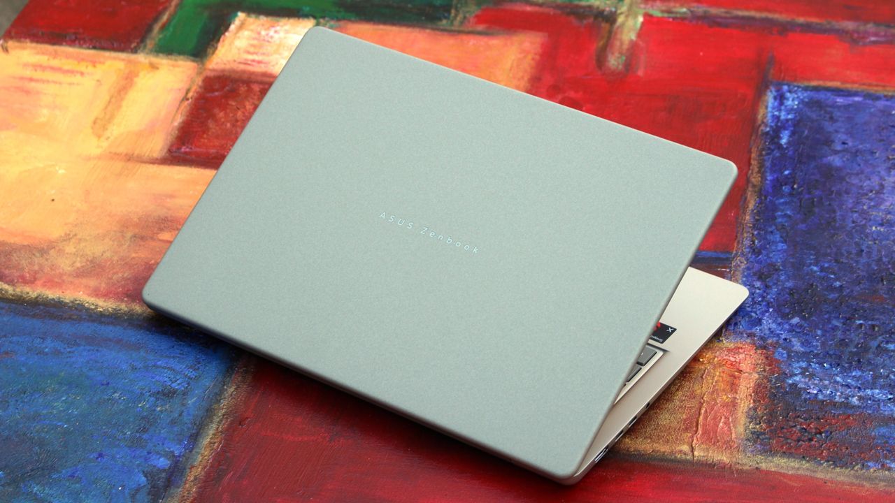 ASUS ZenBook 14, Snapdragon X ile MacBook Neo Alternatifine Dönüşüyor