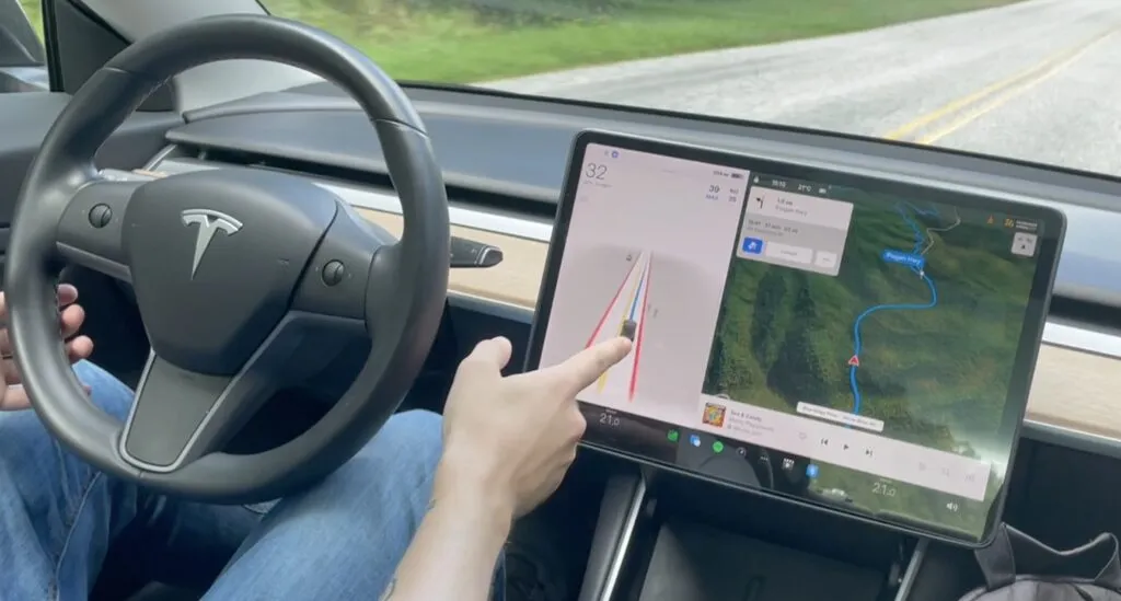 Tesla’dan Sürpriz Güncelleme – Otonom Sürüşte Yeni Dönem Başladı